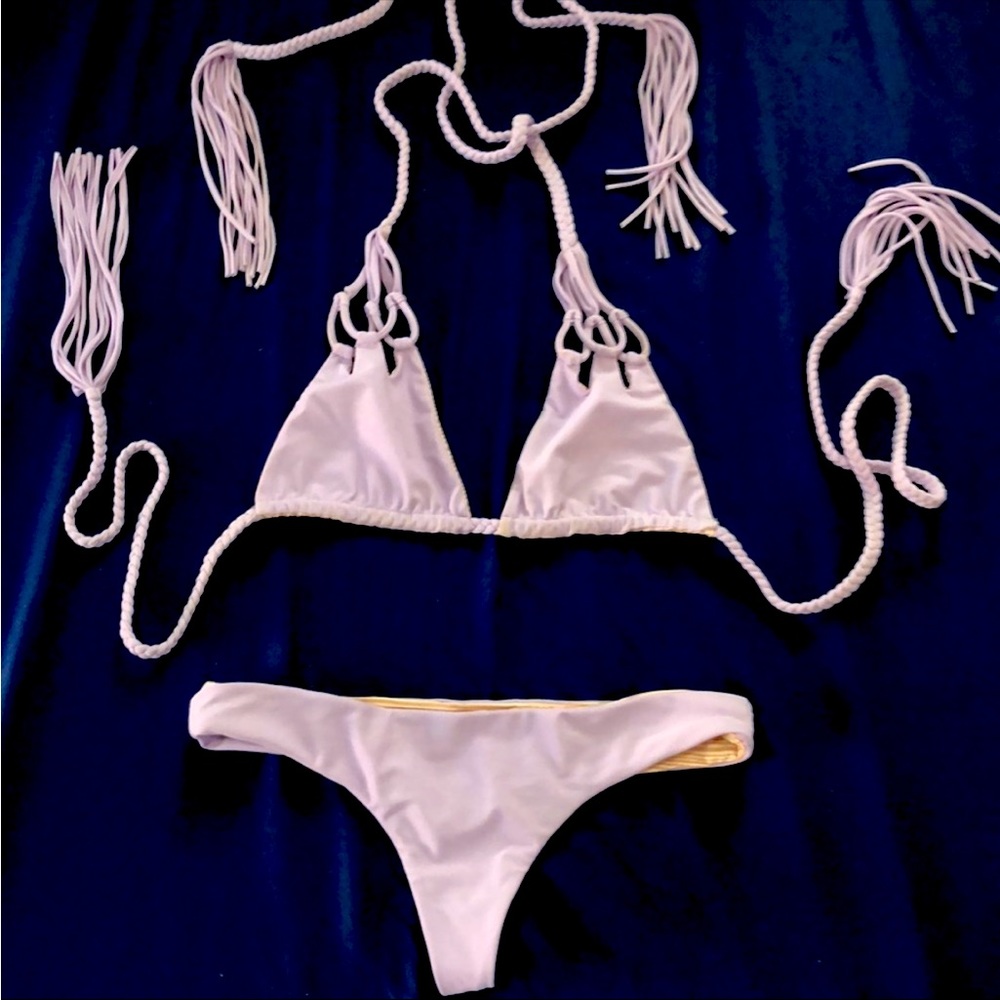 ISO acacia orchid lavender top/set